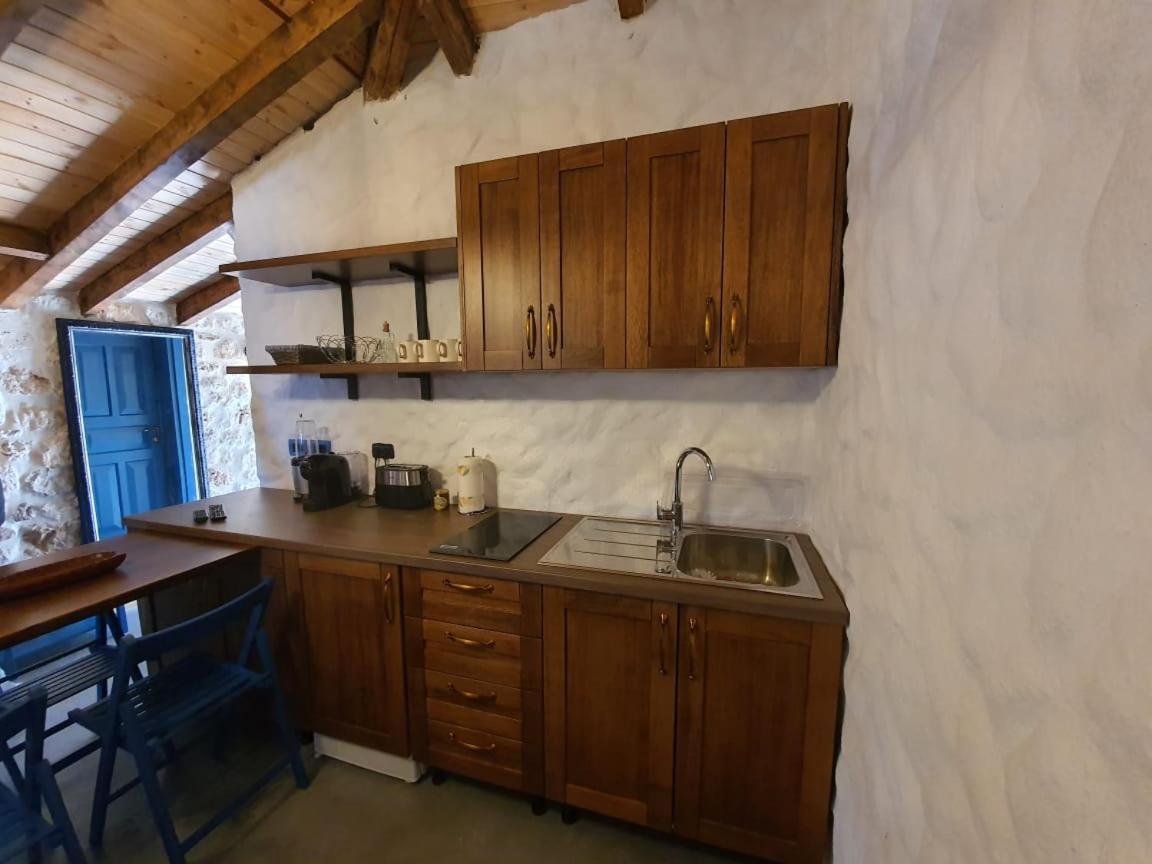 Roots Apartment *